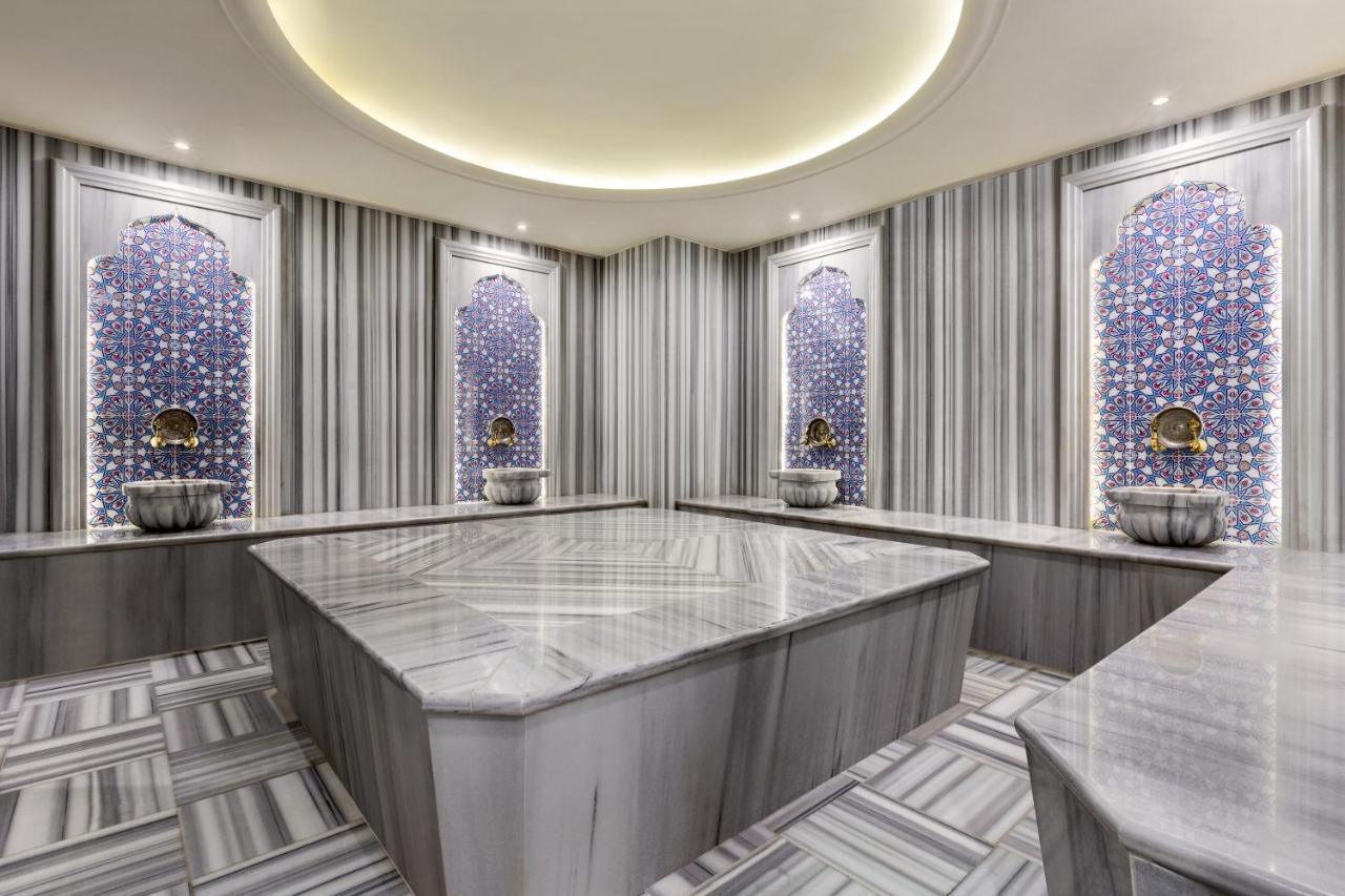 Hotel Ramada By Wyndham Istanbul Umraniye Extérieur photo