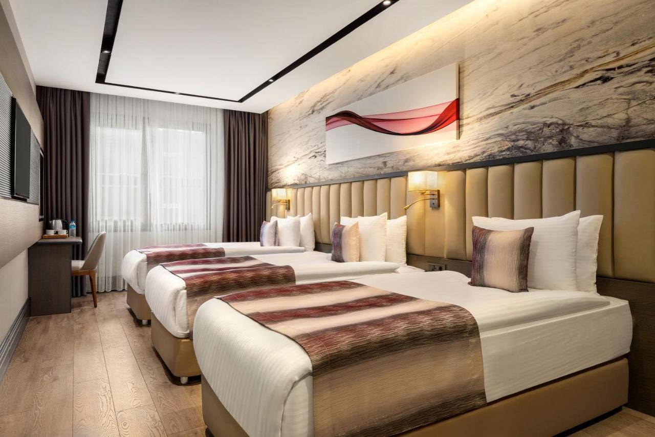 Hotel Ramada By Wyndham Istanbul Umraniye Extérieur photo